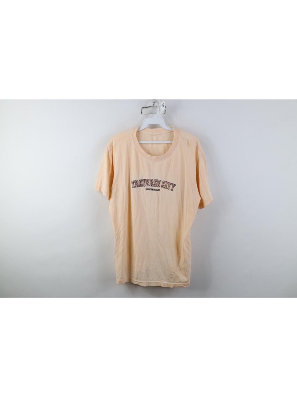 Vintage 90s Y2K Streetwear Womens Large Spell Out Traverse City Michigan T-Shirt